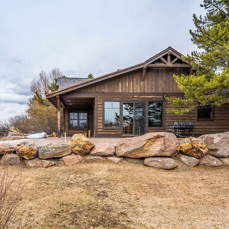 Rainbow Point Sabo Cabin West Yellowstone Bagian luar foto