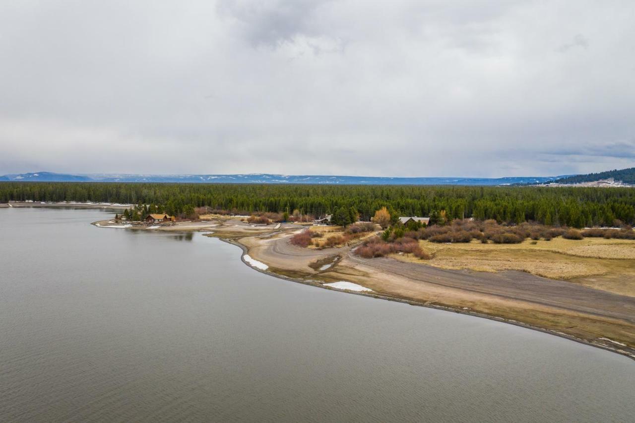 Rainbow Point Sabo Cabin West Yellowstone Bagian luar foto