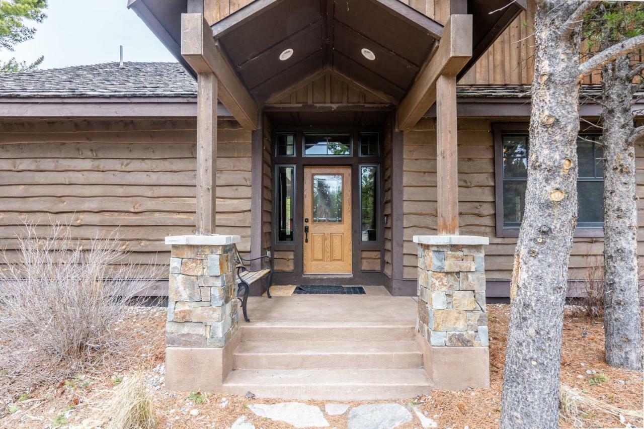 Rainbow Point Sabo Cabin West Yellowstone Bagian luar foto